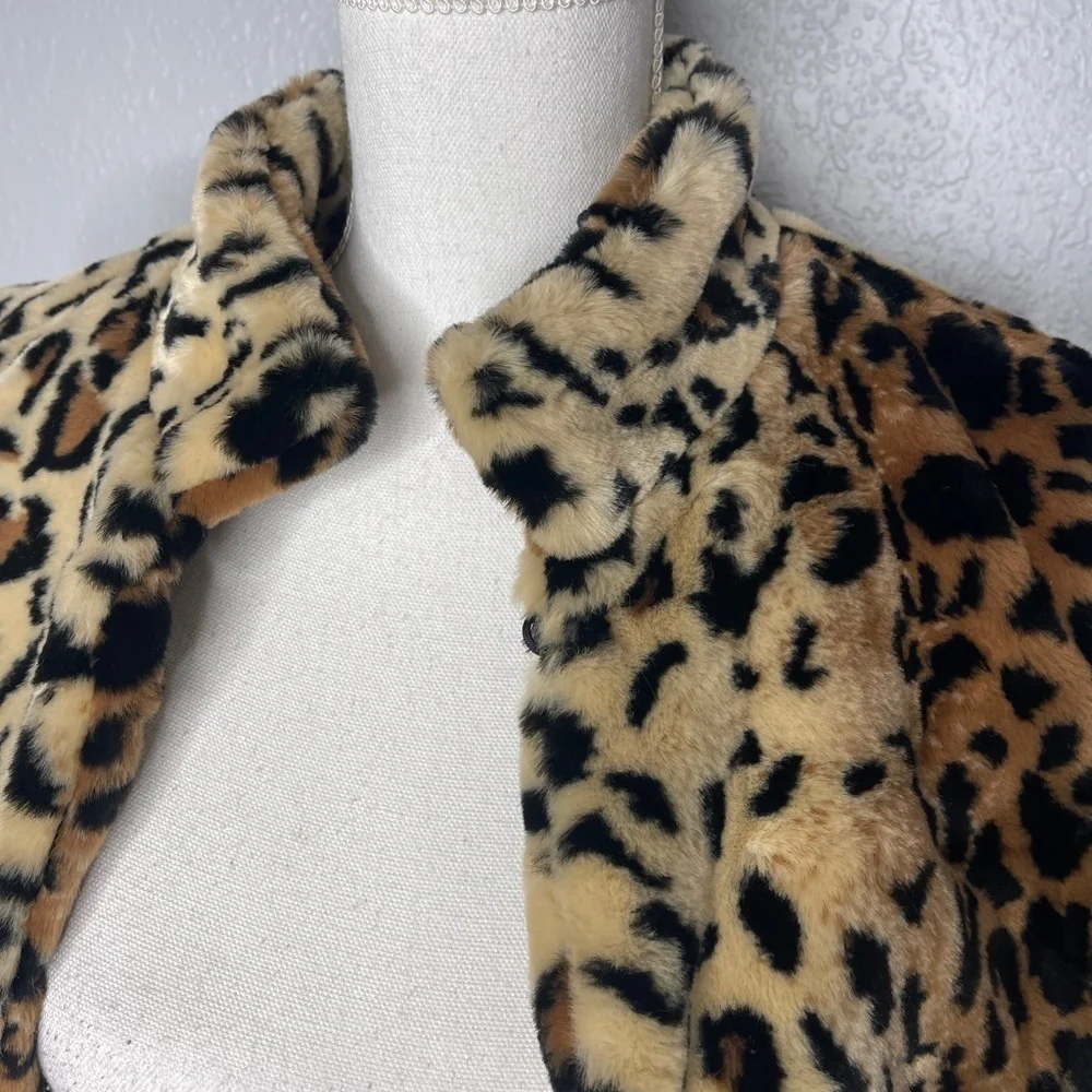H‎ by Heurueh Leopard Print Shearling Vest